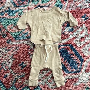 Quincy Mae 3-6M gender neutral outfit